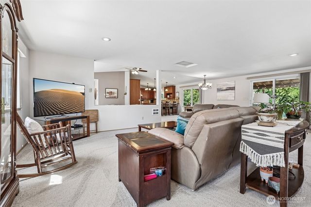 9605 208th Avenue E, Bonney Lake, WA 98391