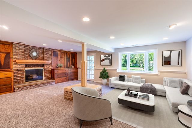 274 Parkview Drive, Penfield, NY 14625