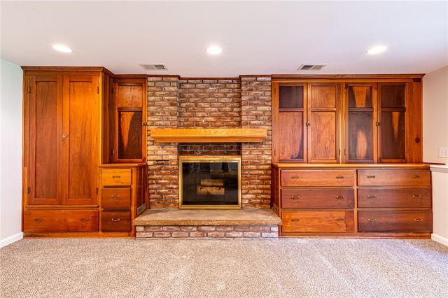 274 Parkview Drive, Penfield, NY 14625