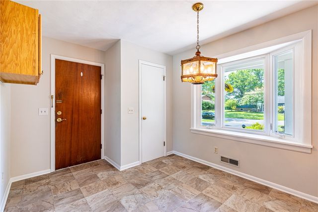 274 Parkview Drive, Penfield, NY 14625