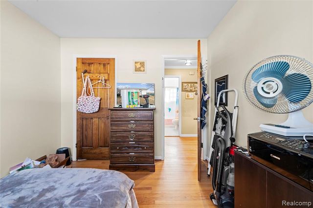 27616 Sheridan Street, Garden City, MI 48135