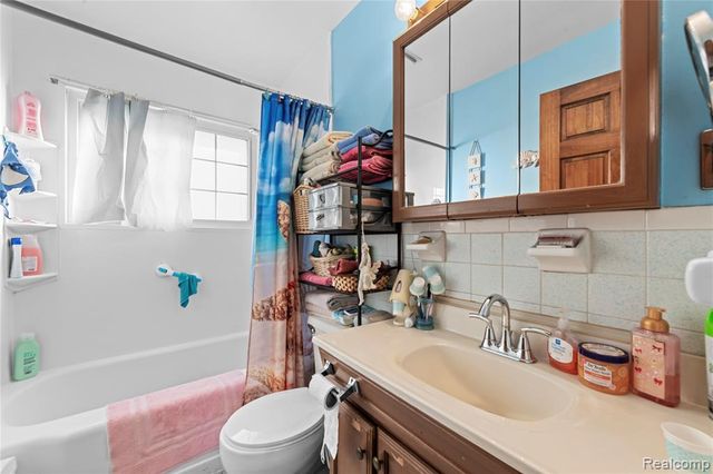 27616 Sheridan Street, Garden City, MI 48135