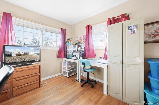 27616 Sheridan Street, Garden City, MI 48135