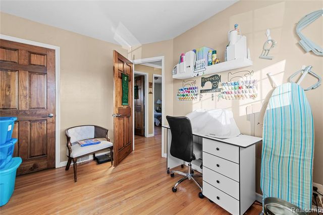 27616 Sheridan Street, Garden City, MI 48135