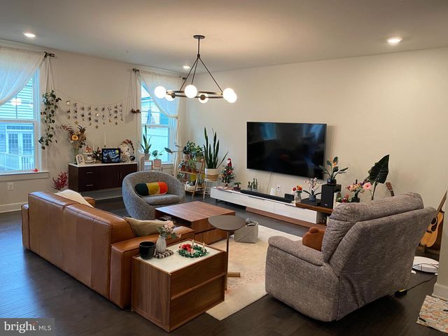 730 QUARRY POINT RD, Malvern, PA 19355