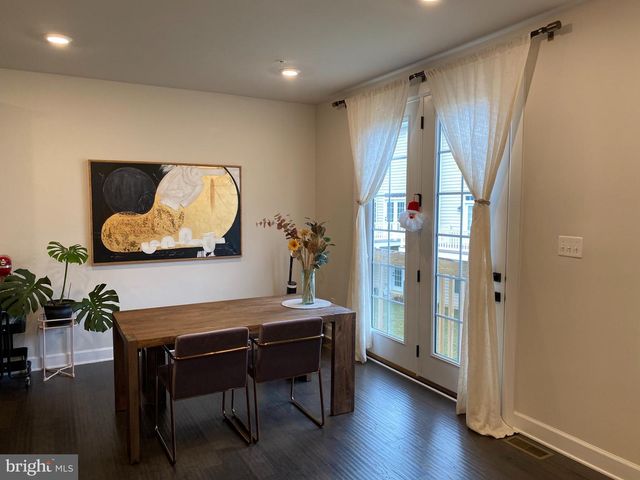 730 QUARRY POINT RD, Malvern, PA 19355