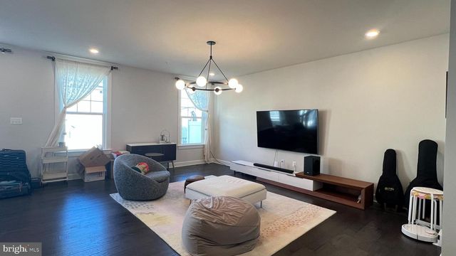 730 QUARRY POINT RD, Malvern, PA 19355