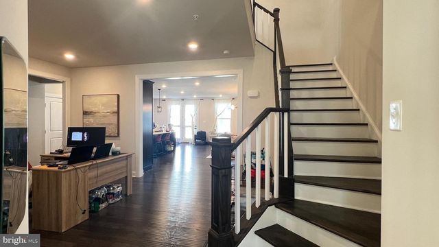 730 QUARRY POINT RD, Malvern, PA 19355