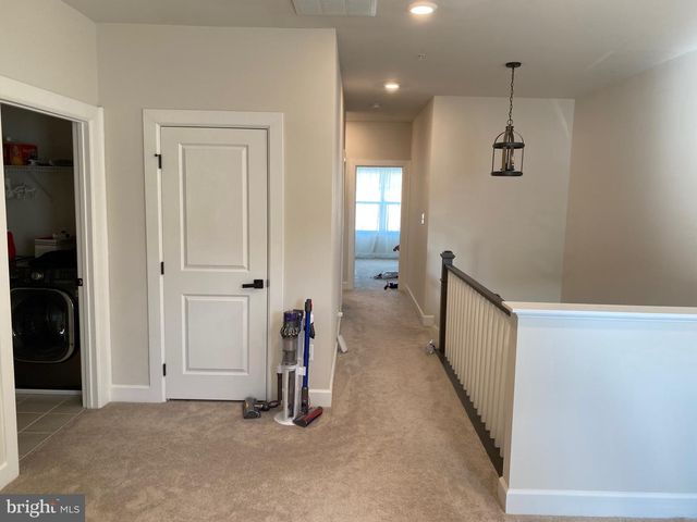 730 QUARRY POINT RD, Malvern, PA 19355