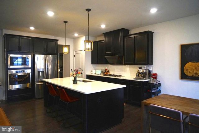 730 QUARRY POINT RD, Malvern, PA 19355