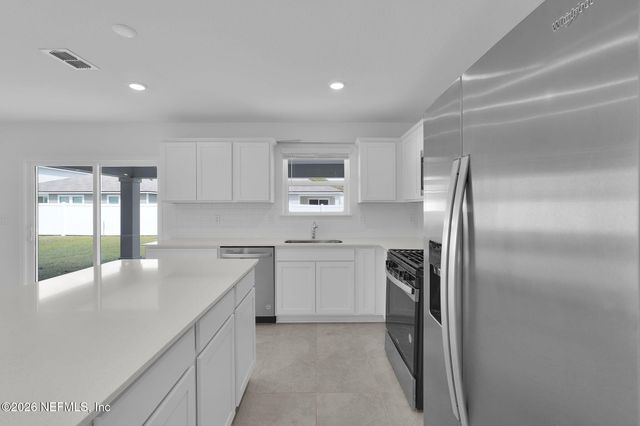 6985 SANDPERCH Street, Jacksonville, FL 32244