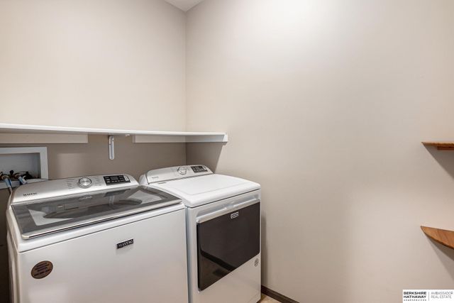 8922 S 29th Street, Lincoln, NE 68516