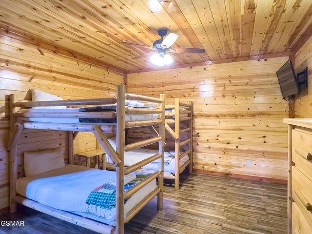 2316 Boulder Way, Sevierville, TN 37862