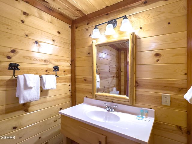 2316 Boulder Way, Sevierville, TN 37862