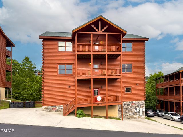 2316 Boulder Way, Sevierville, TN 37862