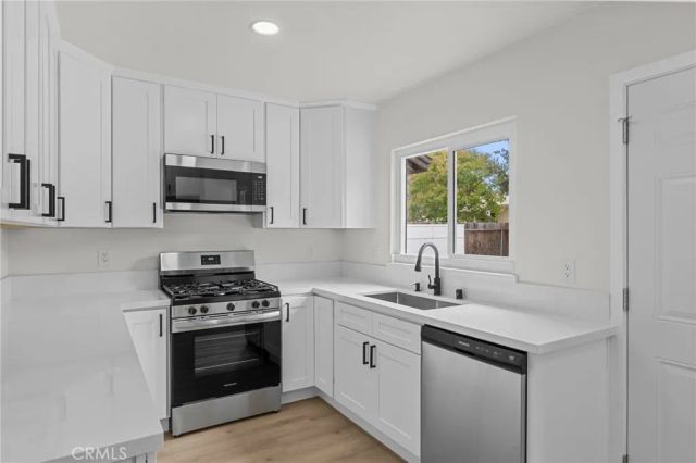 736 N Walnut, San Dimas, CA 91773