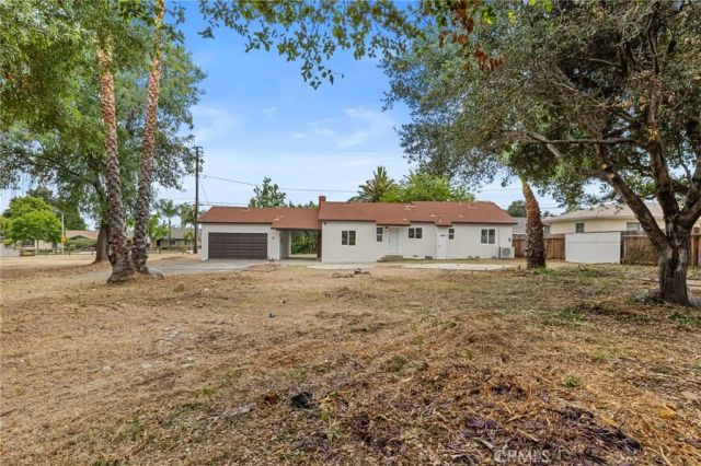 736 N Walnut, San Dimas, CA 91773