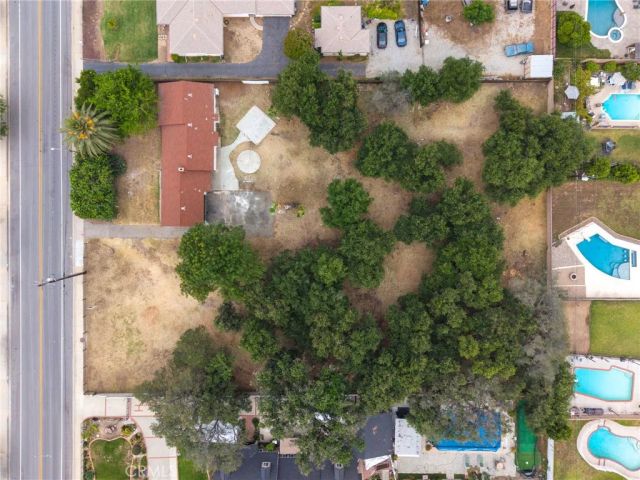 736 N Walnut, San Dimas, CA 91773