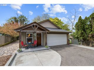 904 HIGHLAND St, Ridgefield, WA 98642