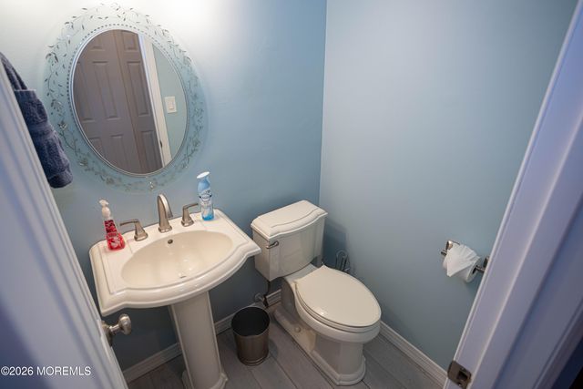 4 Cheltenham Place 604, Sayreville, NJ 08872
