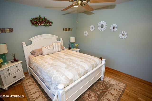 4 Cheltenham Place 604, Sayreville, NJ 08872