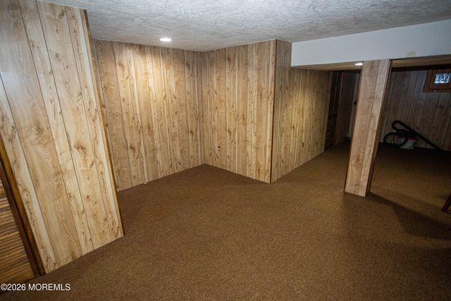 4 Cheltenham Place 604, Sayreville, NJ 08872