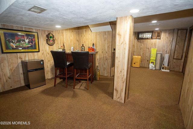 4 Cheltenham Place 604, Sayreville, NJ 08872