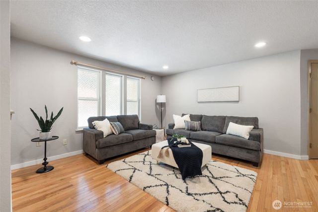 10114 137th Street NW, Gig Harbor, WA 98329