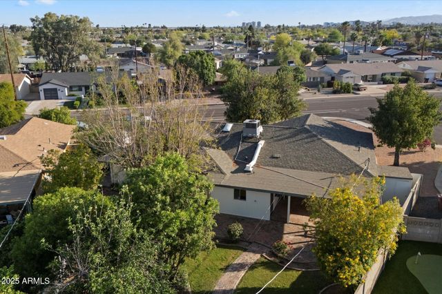 8228 E Oak Street, Scottsdale, AZ 85257