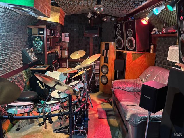 3665 Cazadero Hwy, Cazadero, CA 95421