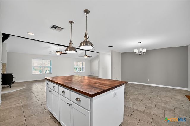 313 Starview Drive, Georgetown, TX 78628