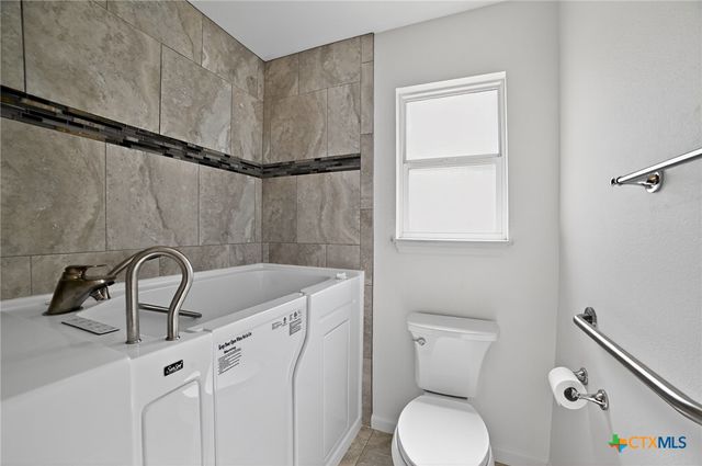 313 Starview Drive, Georgetown, TX 78628