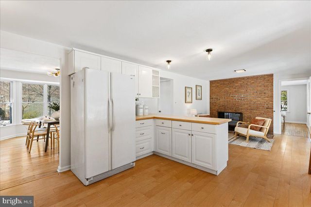 139 LAUREL RD, Princeton, NJ 08540