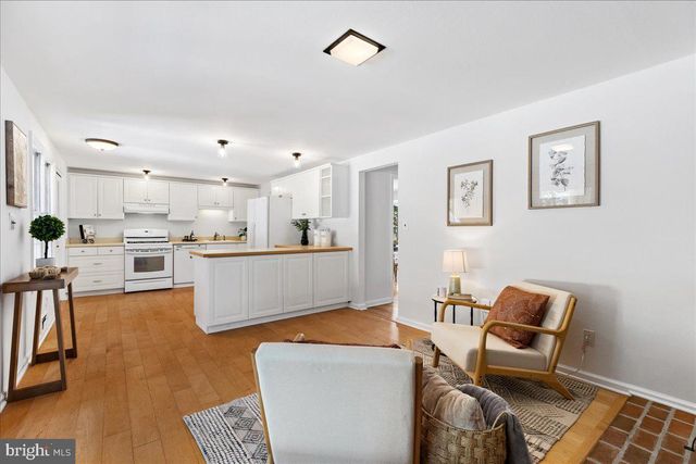 139 LAUREL RD, Princeton, NJ 08540