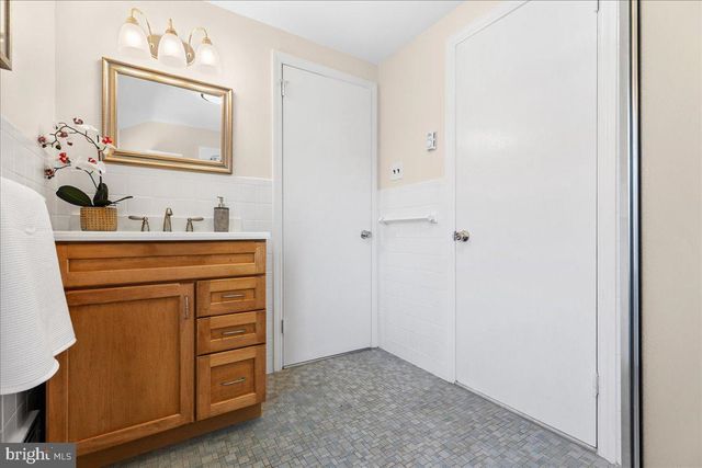 139 LAUREL RD, Princeton, NJ 08540