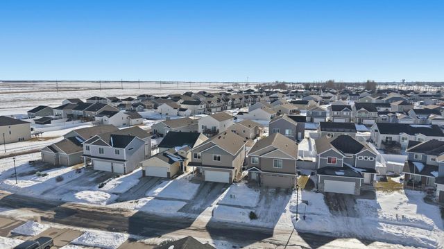 6012 58th Avenue S, Fargo, ND 58104