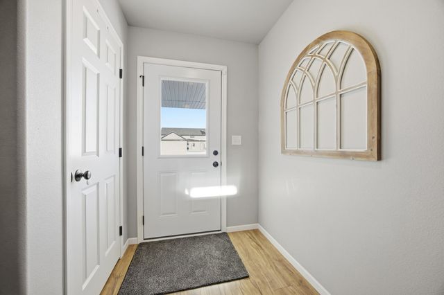 6012 58th Avenue S, Fargo, ND 58104