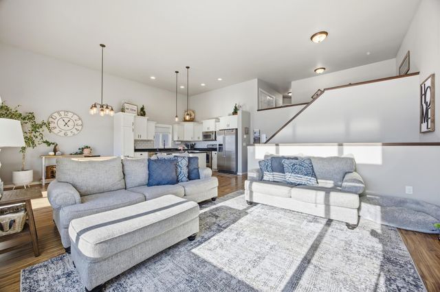 6012 58th Avenue S, Fargo, ND 58104