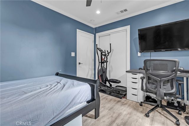 7745 Radford, North Hollywood, CA 91605