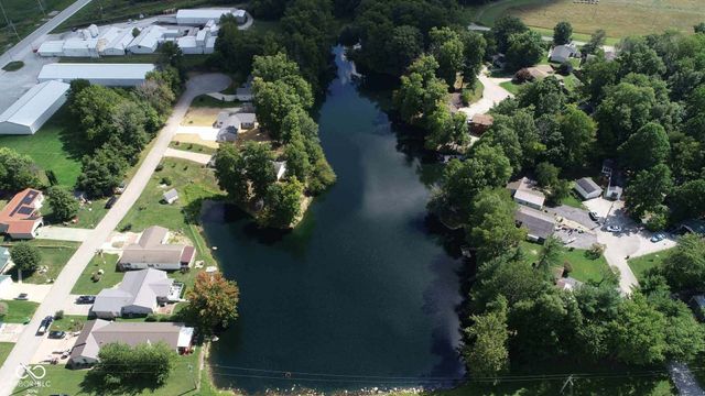 128 Blue Side Way, Cloverdale, IN 46120