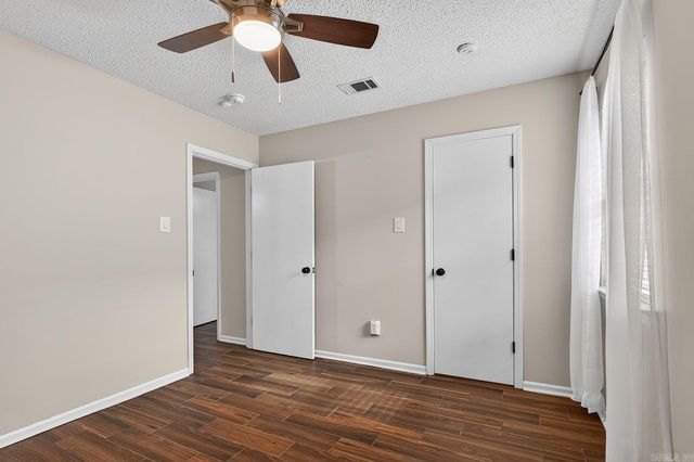 111 Amber Oaks, Sherwood, AR 72120