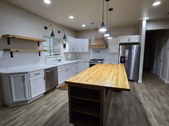 3250 Springfield Road, Springtown, TX 76082