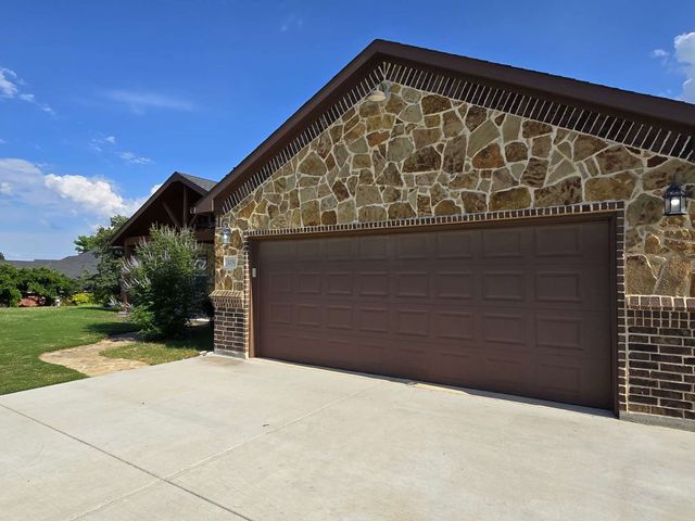 3250 Springfield Road, Springtown, TX 76082