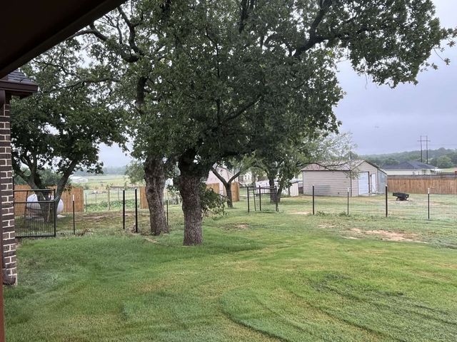 3250 Springfield Road, Springtown, TX 76082