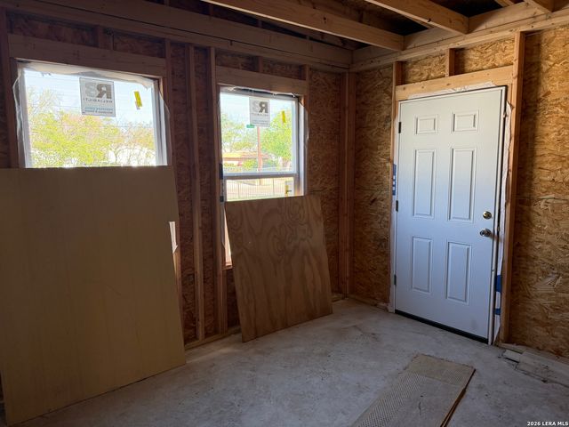 438 Cravens, San Antonio, TX 78223