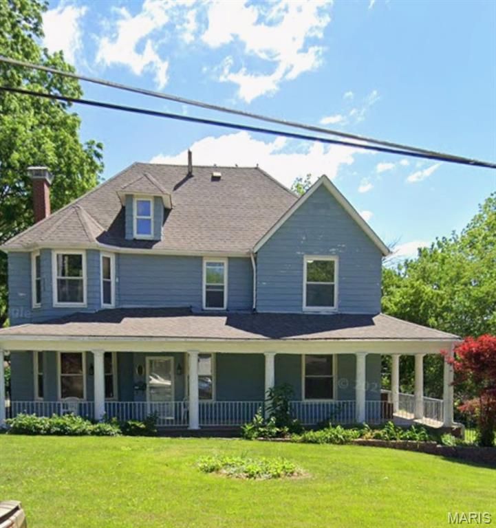 224 S Hartnett Avenue, Ferguson, MO 63135