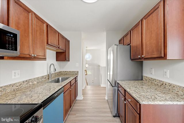 224 FORD CIR, Inwood, WV 25428