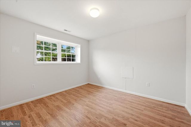 224 FORD CIR, Inwood, WV 25428