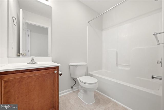 224 FORD CIR, Inwood, WV 25428