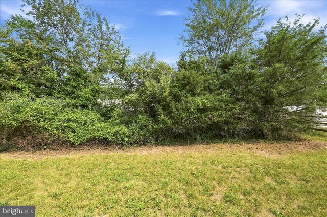 224 FORD CIR, Inwood, WV 25428